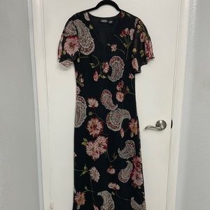 Beautiful dress with sequins